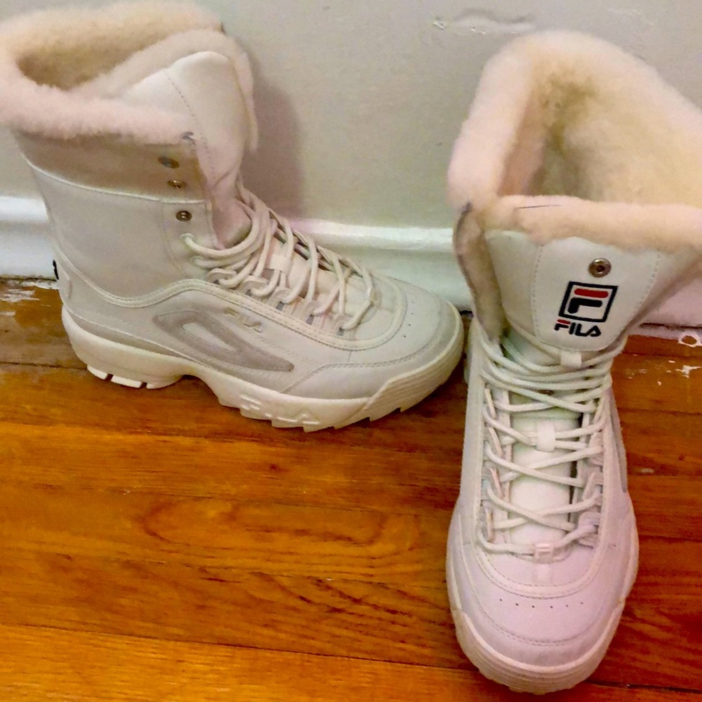 Fila white boots